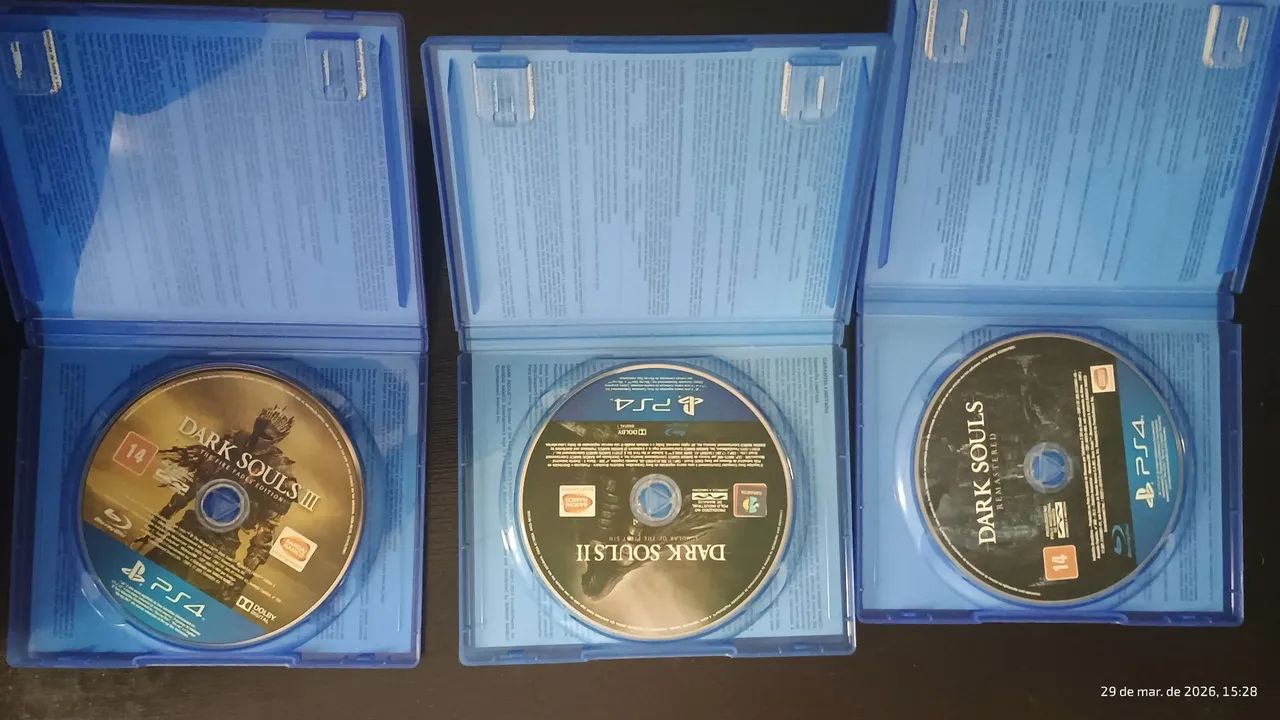 Trilogia Dark Souls PS4 - Foto 2