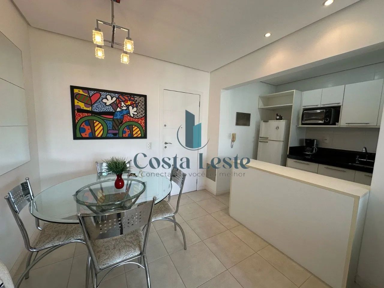 Excelente apartamento de 2 dormitórios com suíte mobiliado no Itacorubi - Foto 4