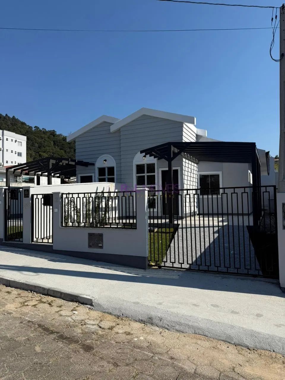 Casa em Biguaçu com 3 quartos
