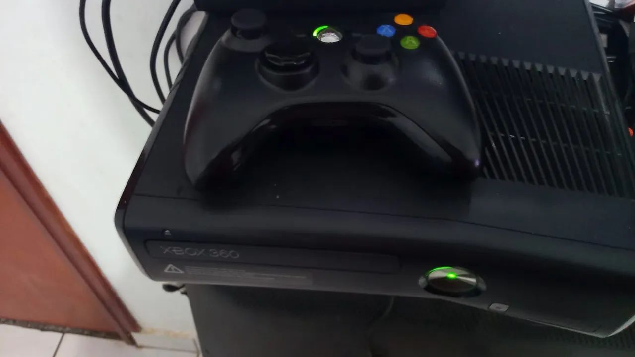 Xbox 360 slim - Foto 2