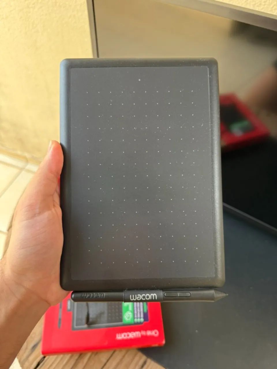 Mesa Digitalizadora One By Wacom - Estado de Nova (Completa na Caixa) - Foto 2