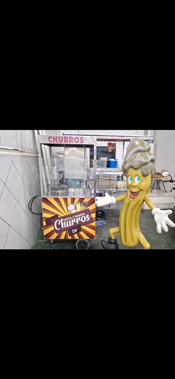 Carrinho de churros em estado de novo