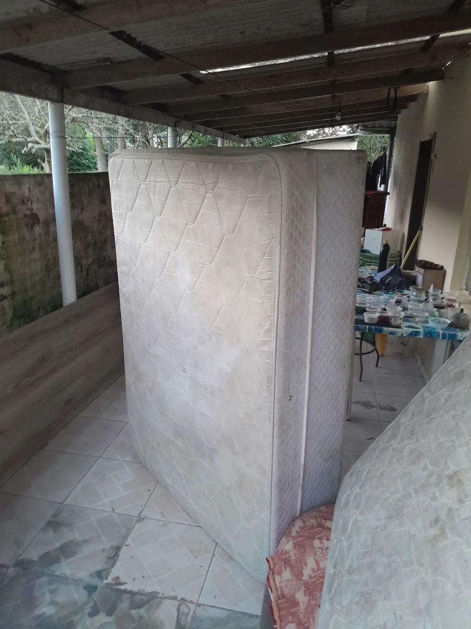 CAMA BOX COM COLCHÃO 