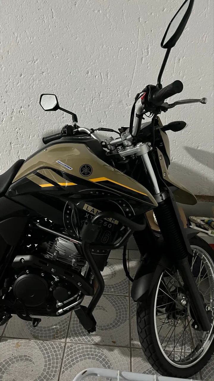 Lander 250  - Foto 3