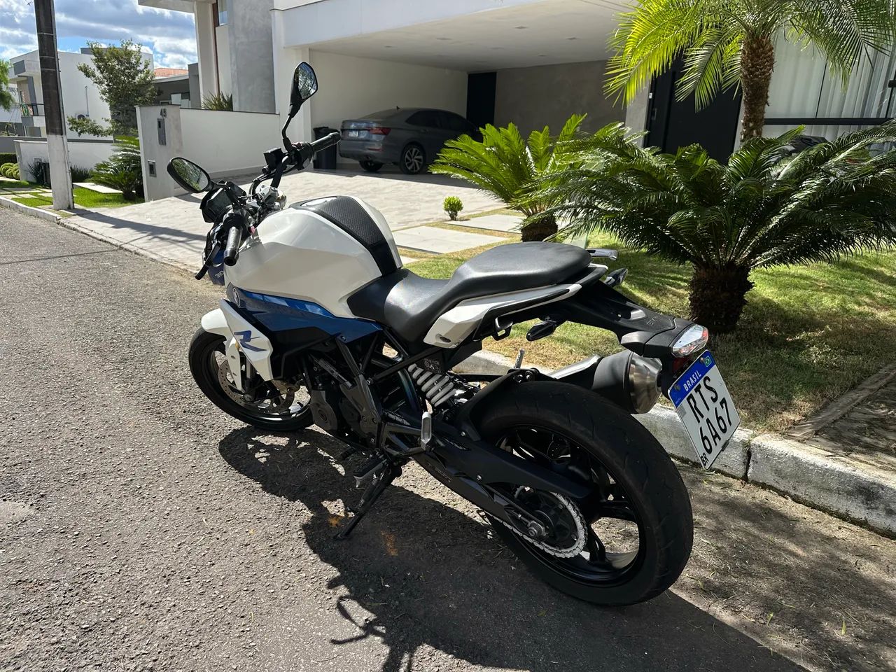 BMW G310 R  - Foto 3