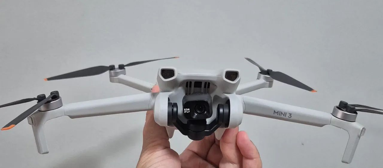 Drone DJI Mini 3 Sem tela Fly More Combo 4K 3 baterias - Foto 4
