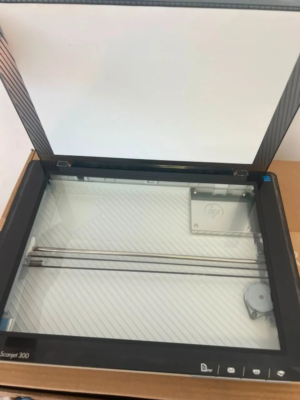 Scanner de mesa HP scanjet 300 usada em ótimo estado - Foto 2