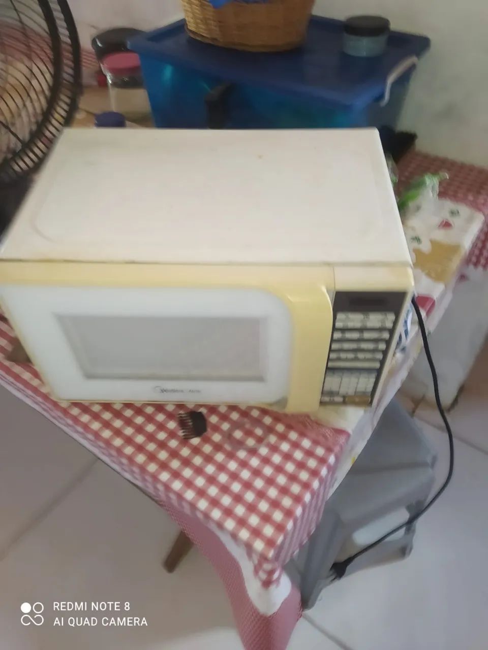 Vendo este microondas funcionando tudo perfeitamente 