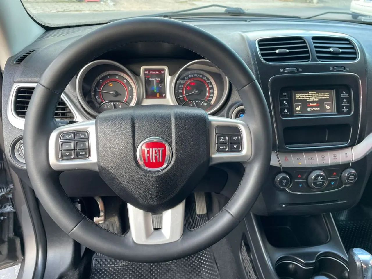Fiat Freemont 2.4 16V 5P Aut. 2012 - Foto 5