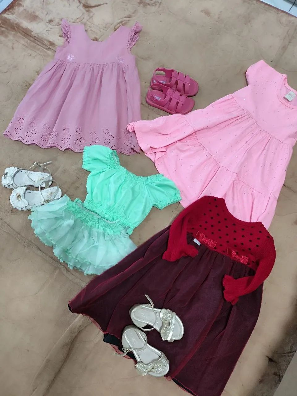 Lote de roupas infantil menina  2 anos até 3 anos