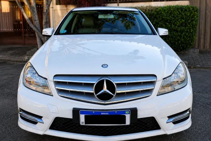 Mercedes-Benz C-180 CGI Sport 1.6 TB 16V 156cv Aut. 2013