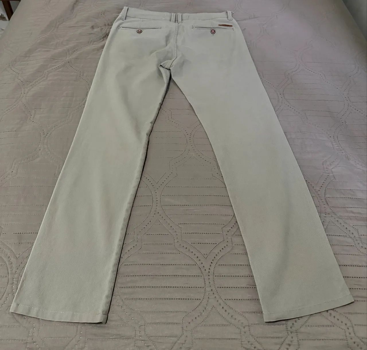 Calça de sarja Damyller (44) - bege - Foto 4