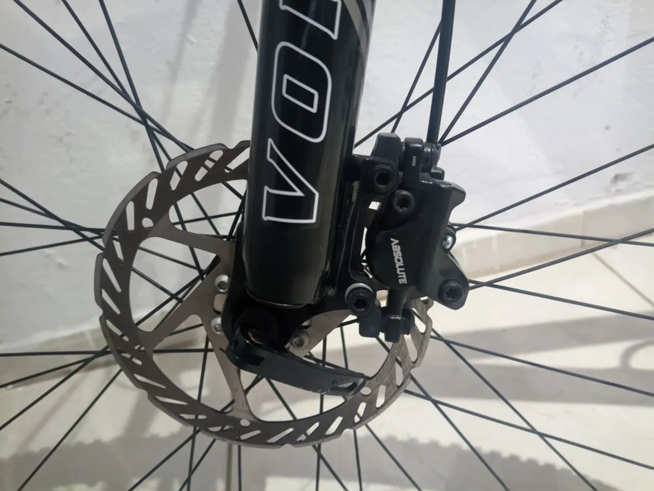 BICICLETA ARO 29 - VENDO RÁPIDO - Foto 5