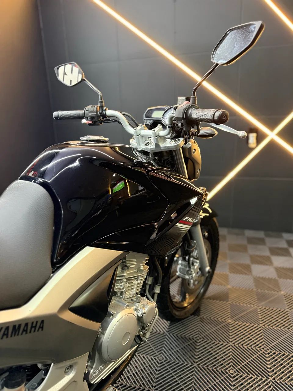 Yamaha Fazer 250  - Foto 2