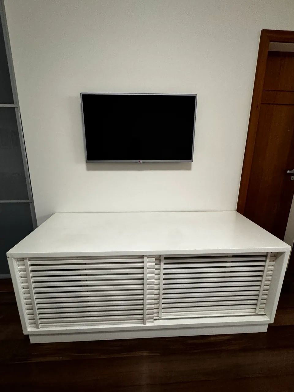 Rack : Móvel para TV branco  - Foto 2