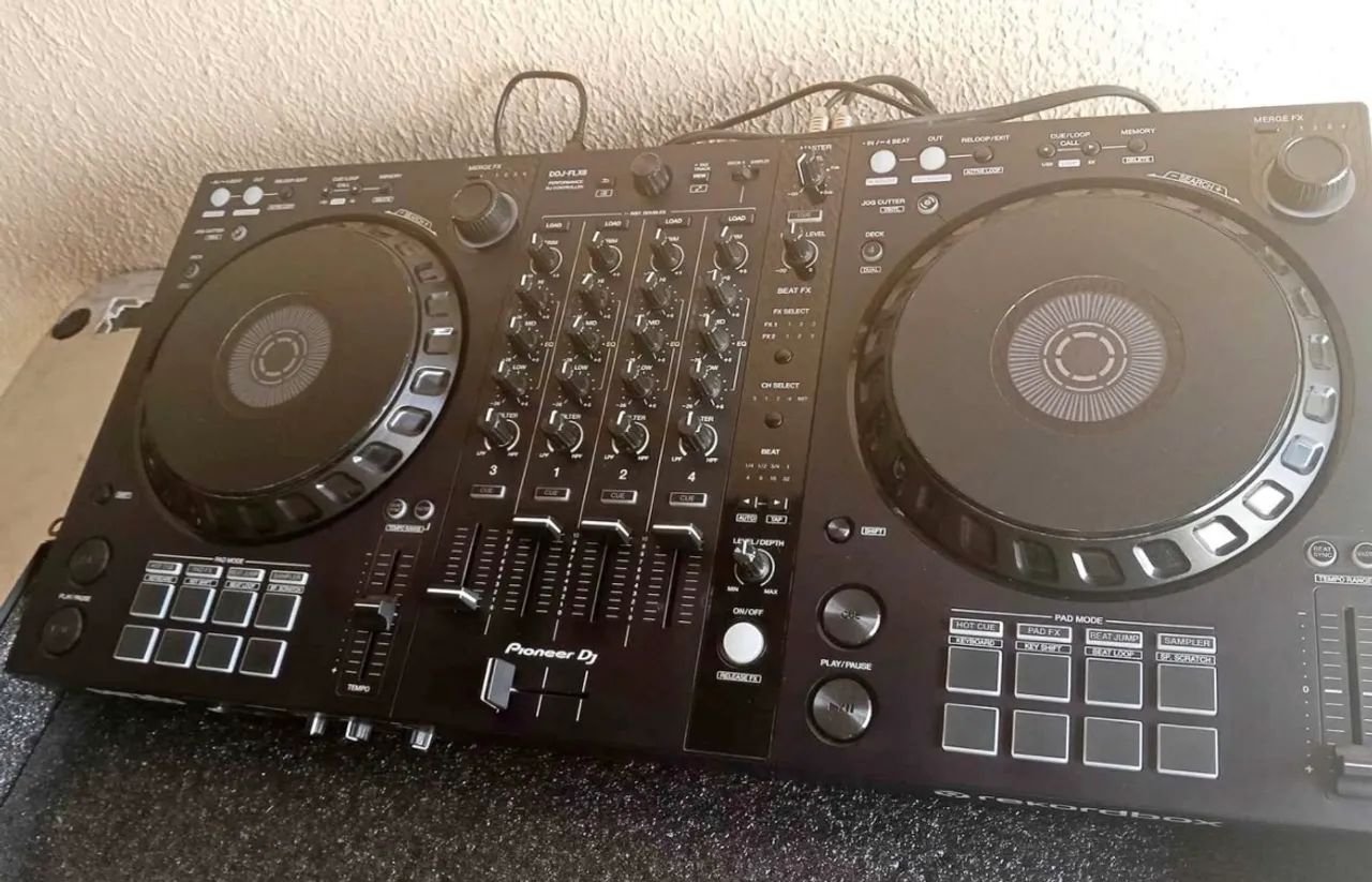 CONTROLADORA DDJ FLX6 + CASE PERFEITA  - Foto 2