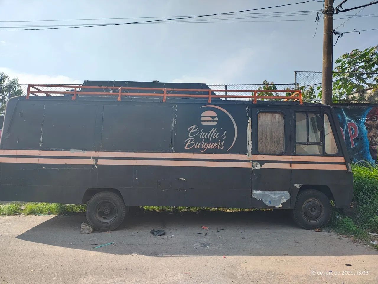 Vendo ou Troco Micro Ônibus