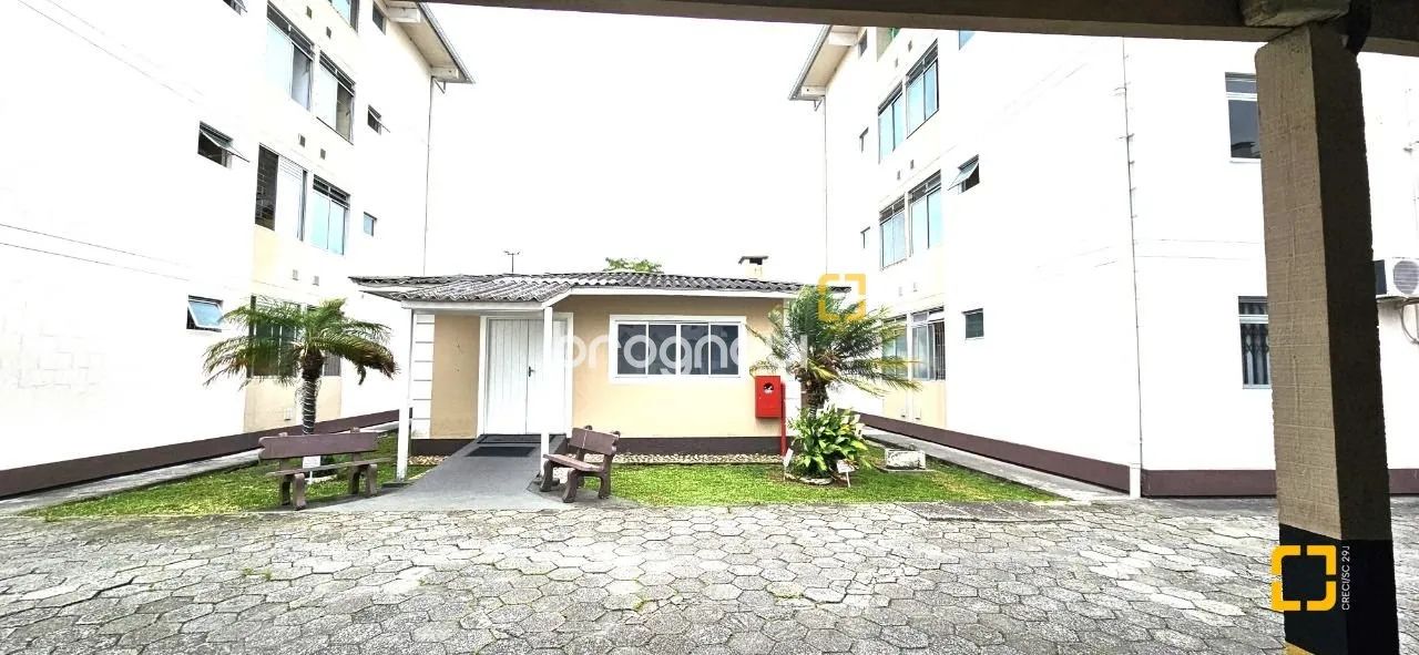 Apartamento de 2 quartos, garagem e sacada em Areias, próximo ao Giassi - Foto 5