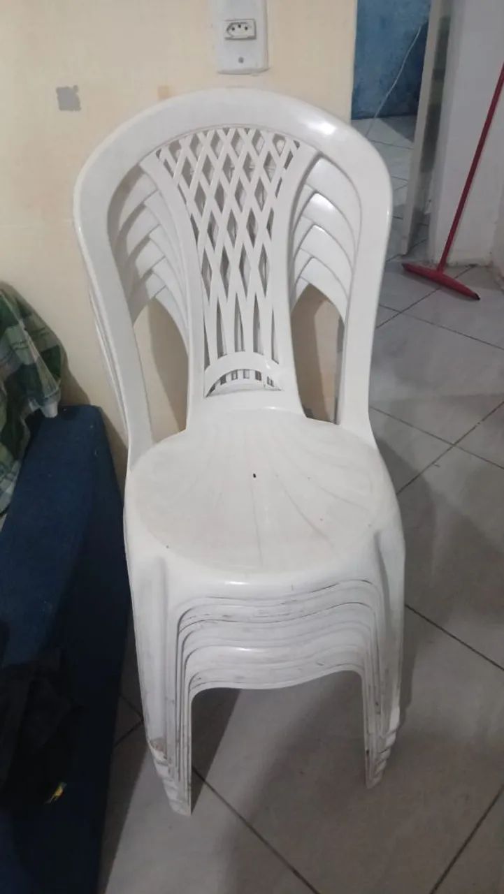 Table set with chairs65573822091907121