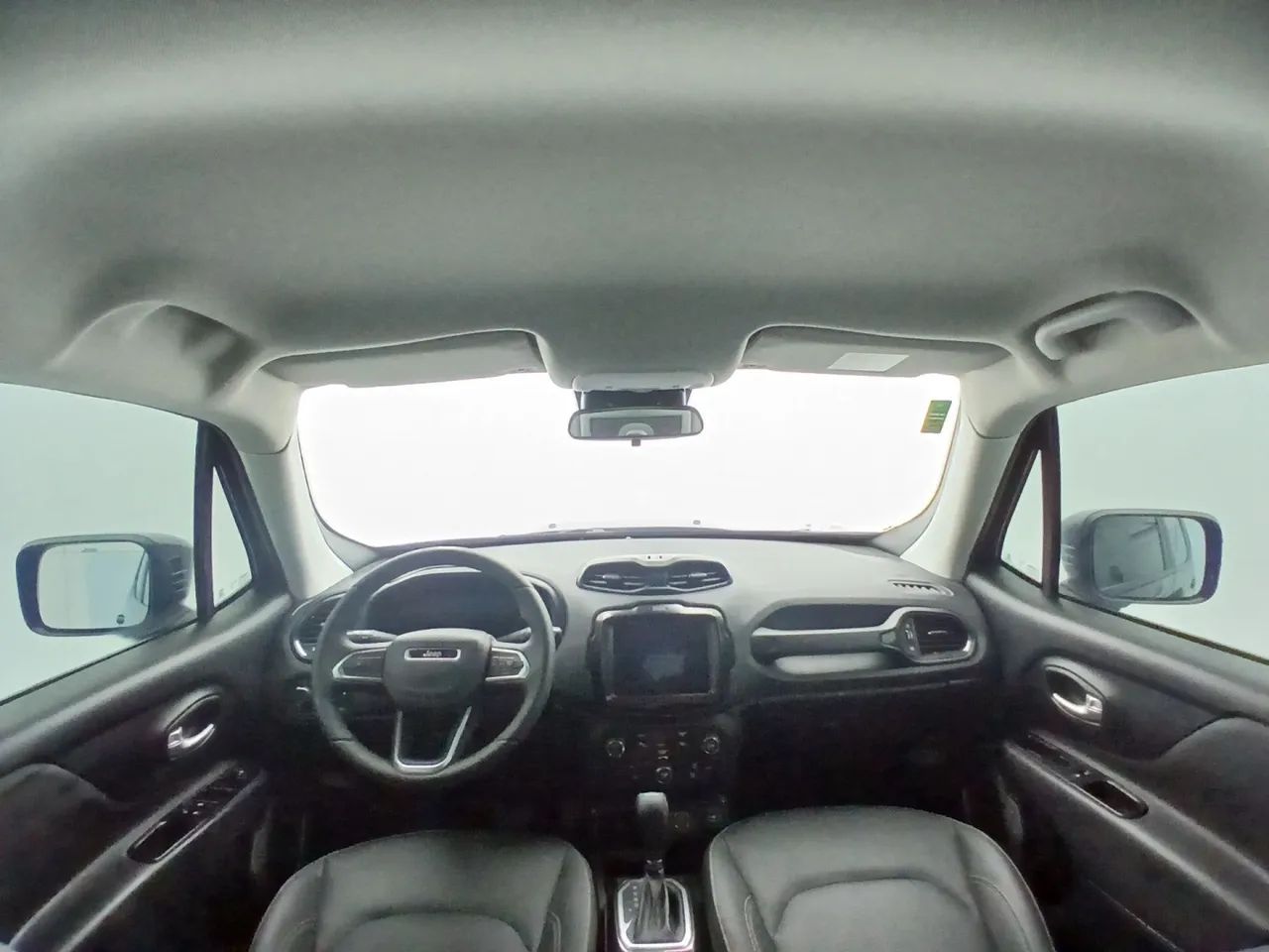 Jeep Renegade Long. T270 1.3 TB 4x2 Flex Aut., foto 15 de 18