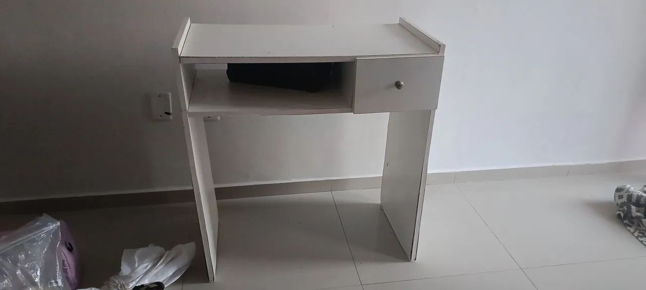 Escrivaninha  - Foto 3