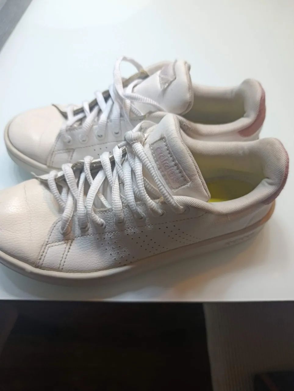 Tênis Adidas couro  - Foto 3