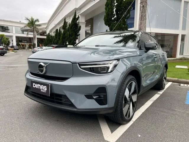 Volvo C40 Recharge Pure Eletric (elétrico) 2022