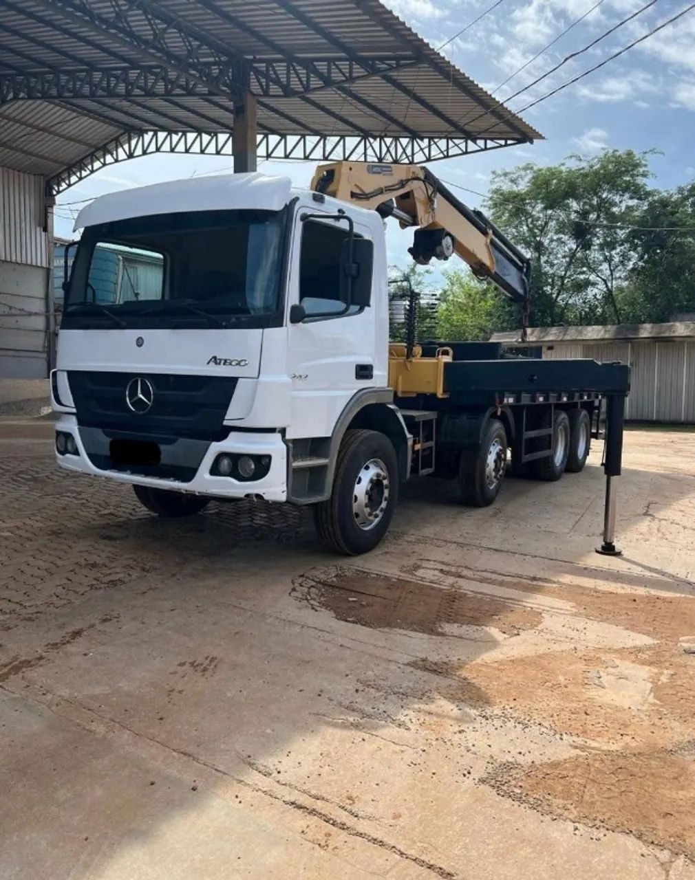 Mercedes-Benz 2429 8x2 Ano 2012 munck 45