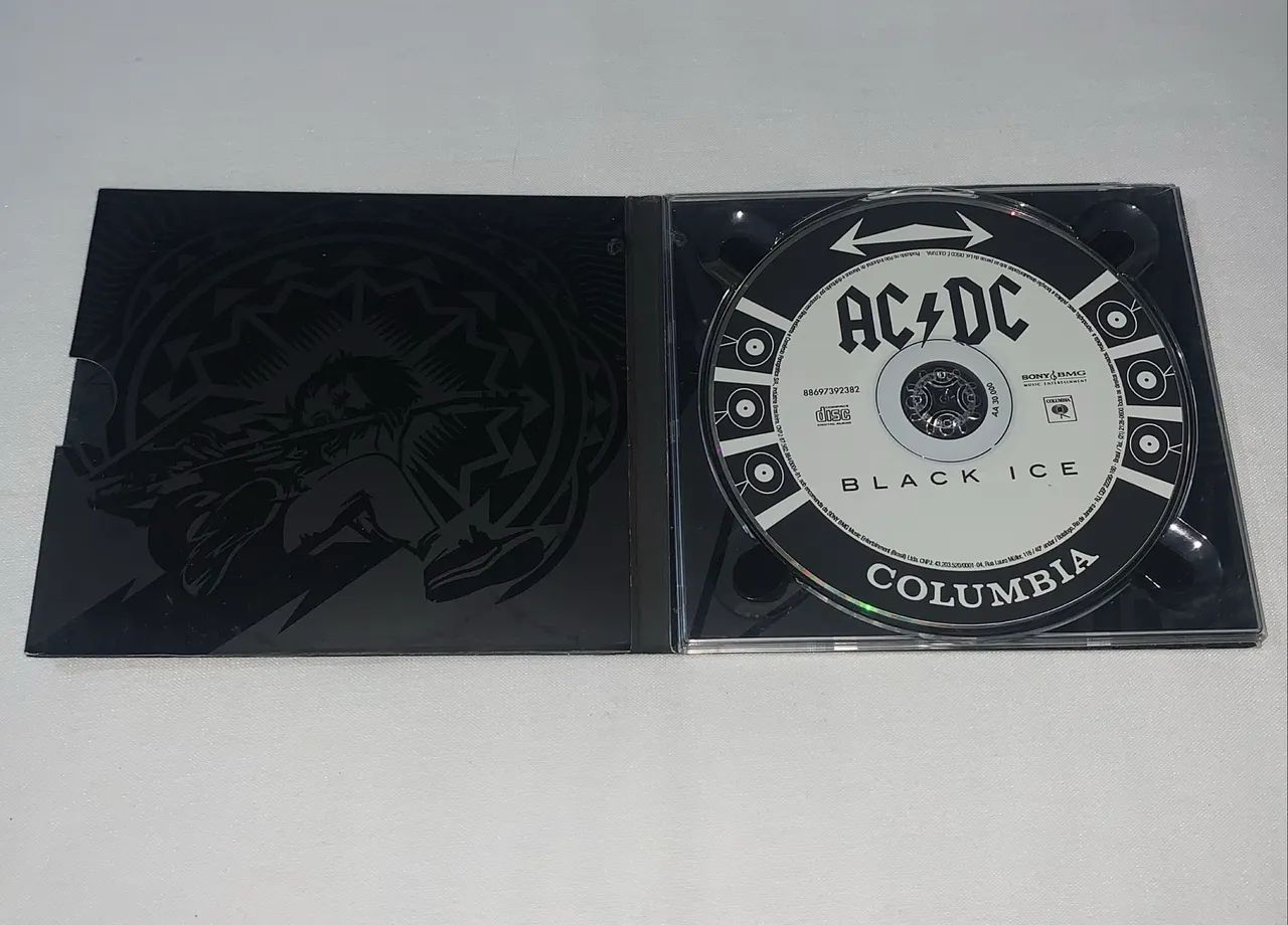 Cd ac/dc black ice impecável raro  - Foto 2