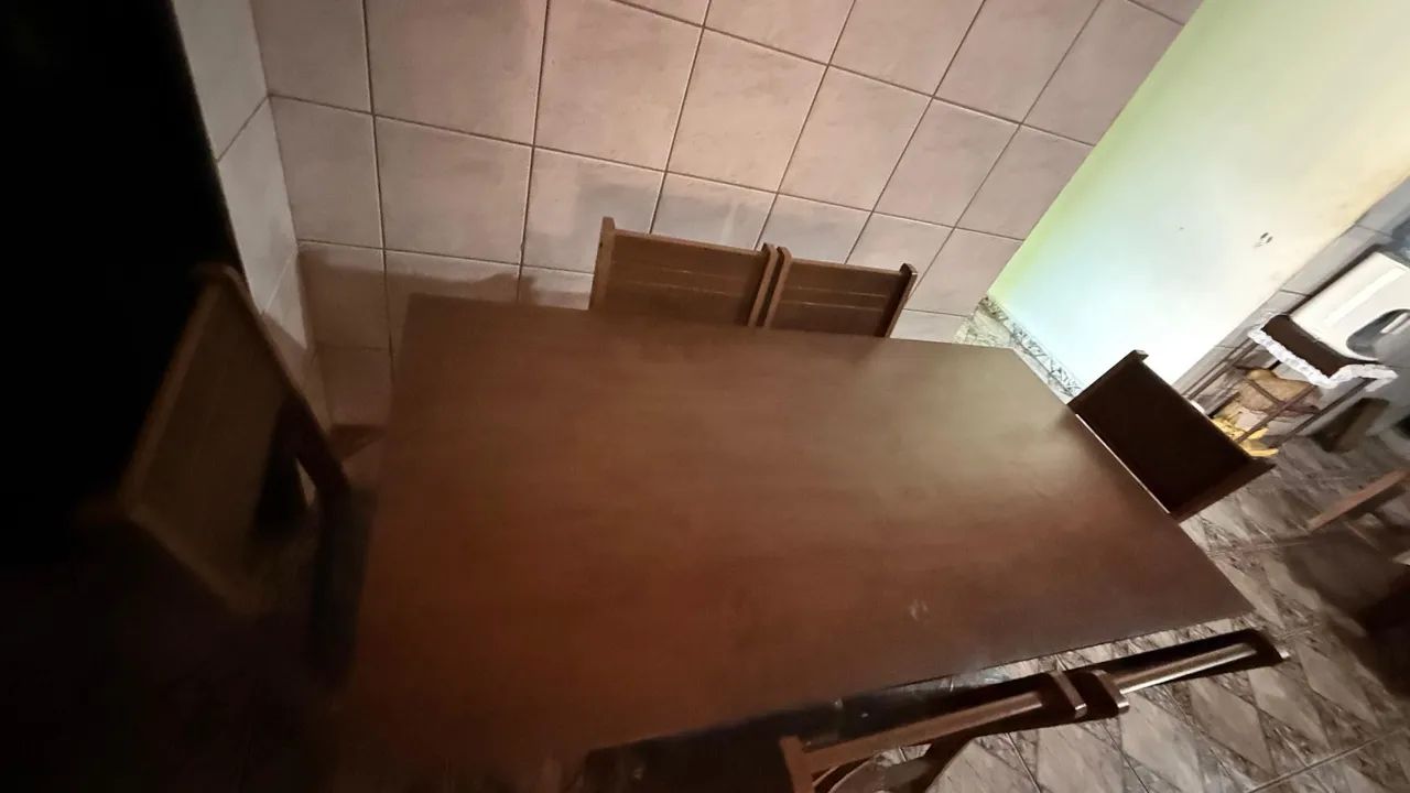Mesa de madeira muito nova - Foto 5