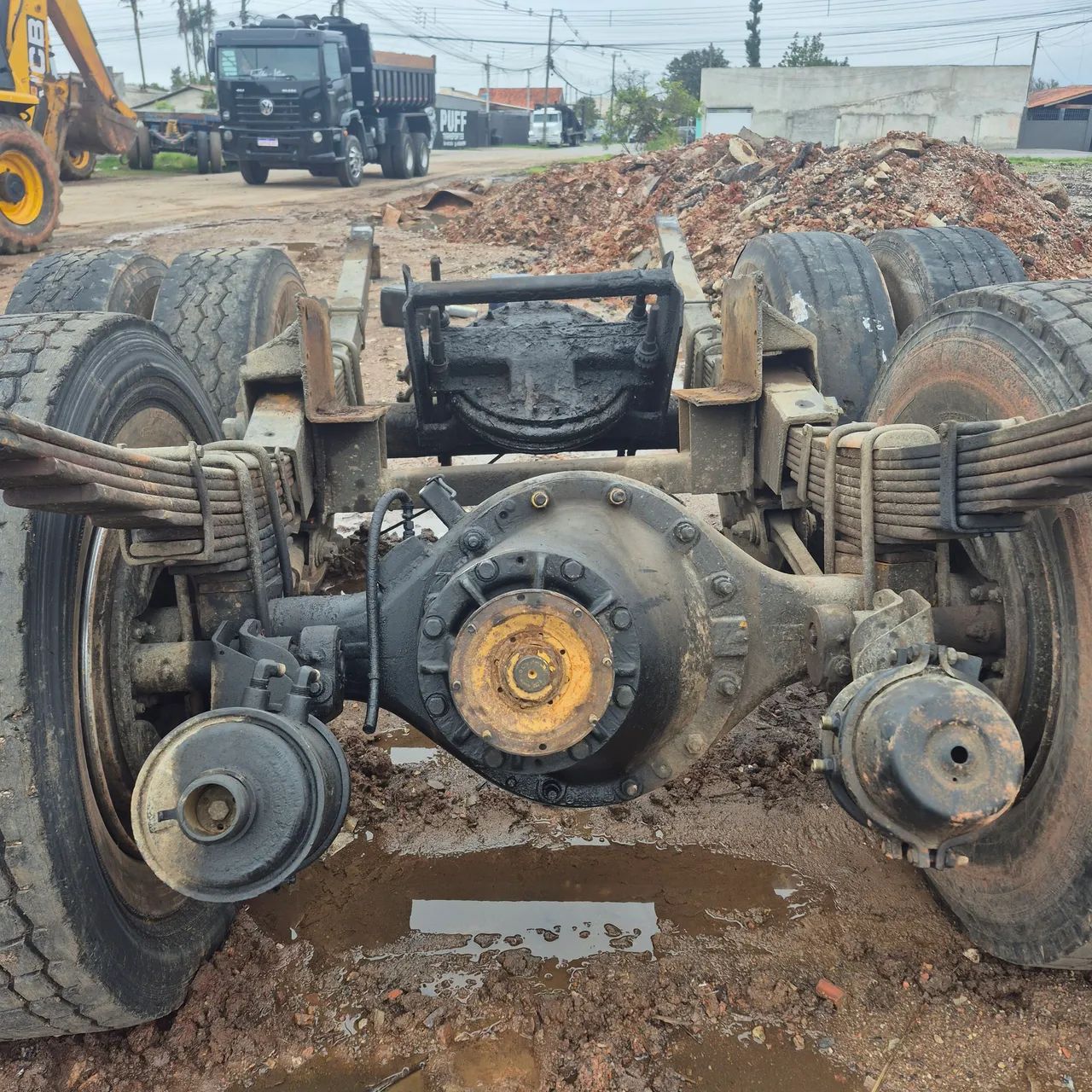 Diferencial Volvo N12 + Truck com Suspensor Completo