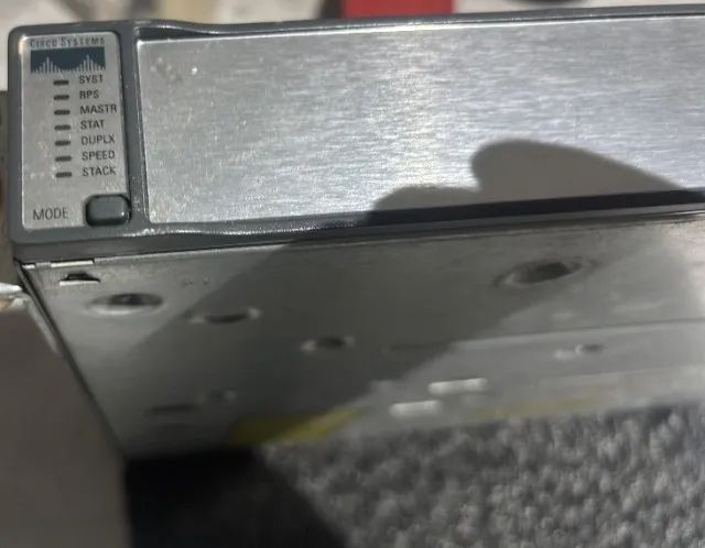 Switch Cisco Catalyst 3750G - 24 Portas - Foto 4