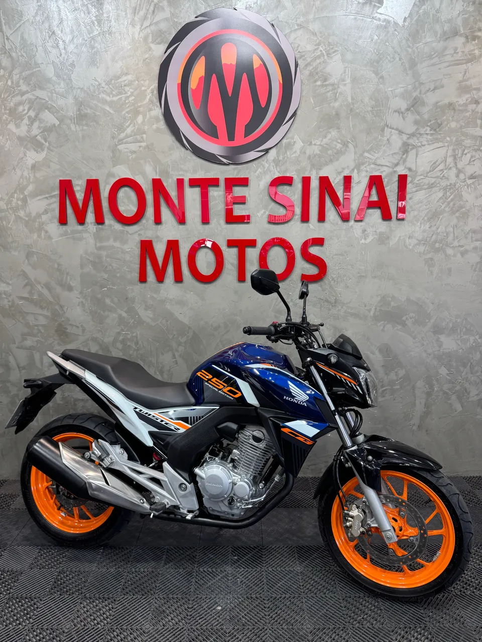 Kawasaki 300 Tourer 2025 - 1494952622 | OLX