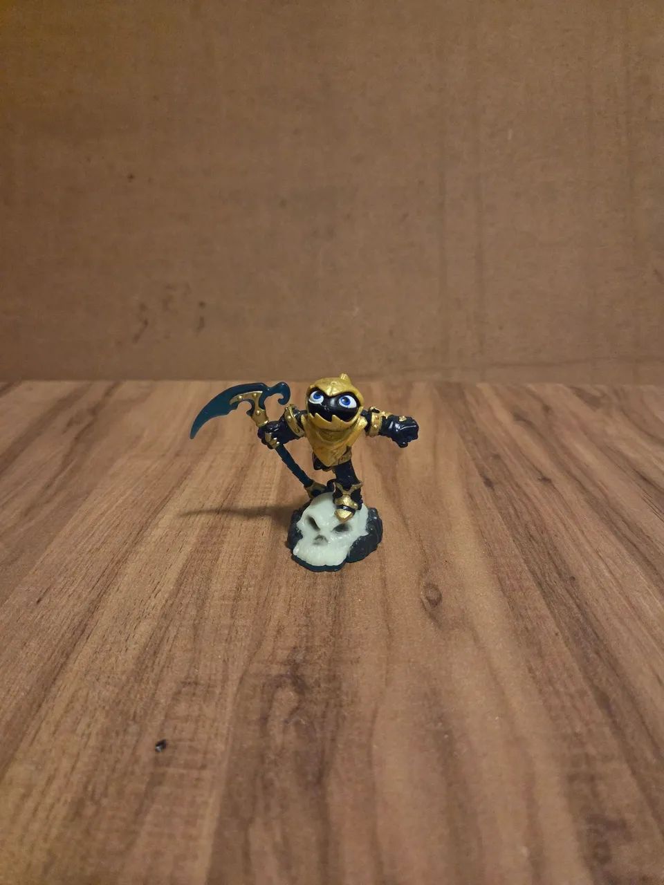 Skylanders Swap Force Legendary Lightcore Grim Creeper