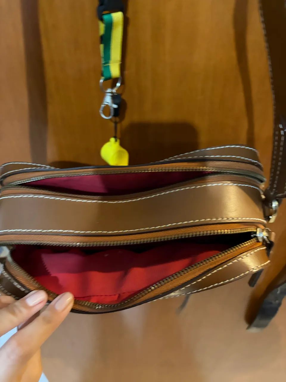 Vendo Bolsa Schutz Tiracolo Lili  - Foto 4