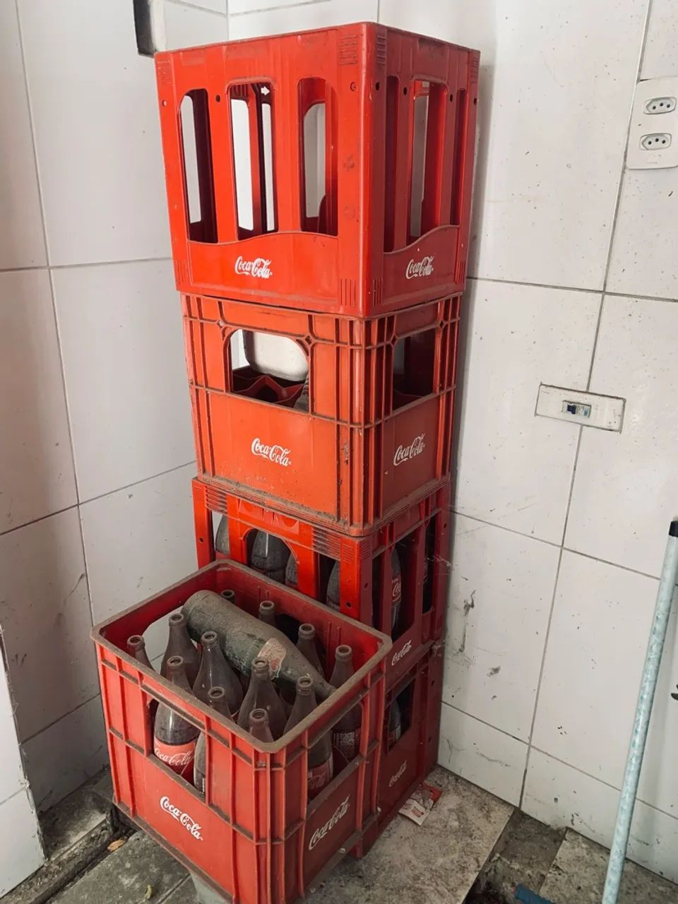 Caixa e casco retornável 
