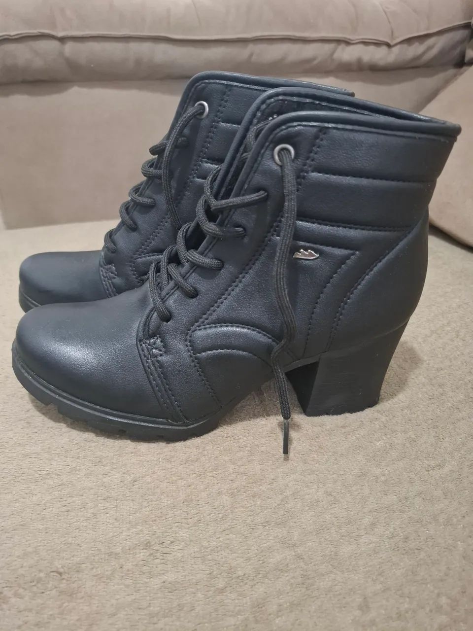 Bota feminina