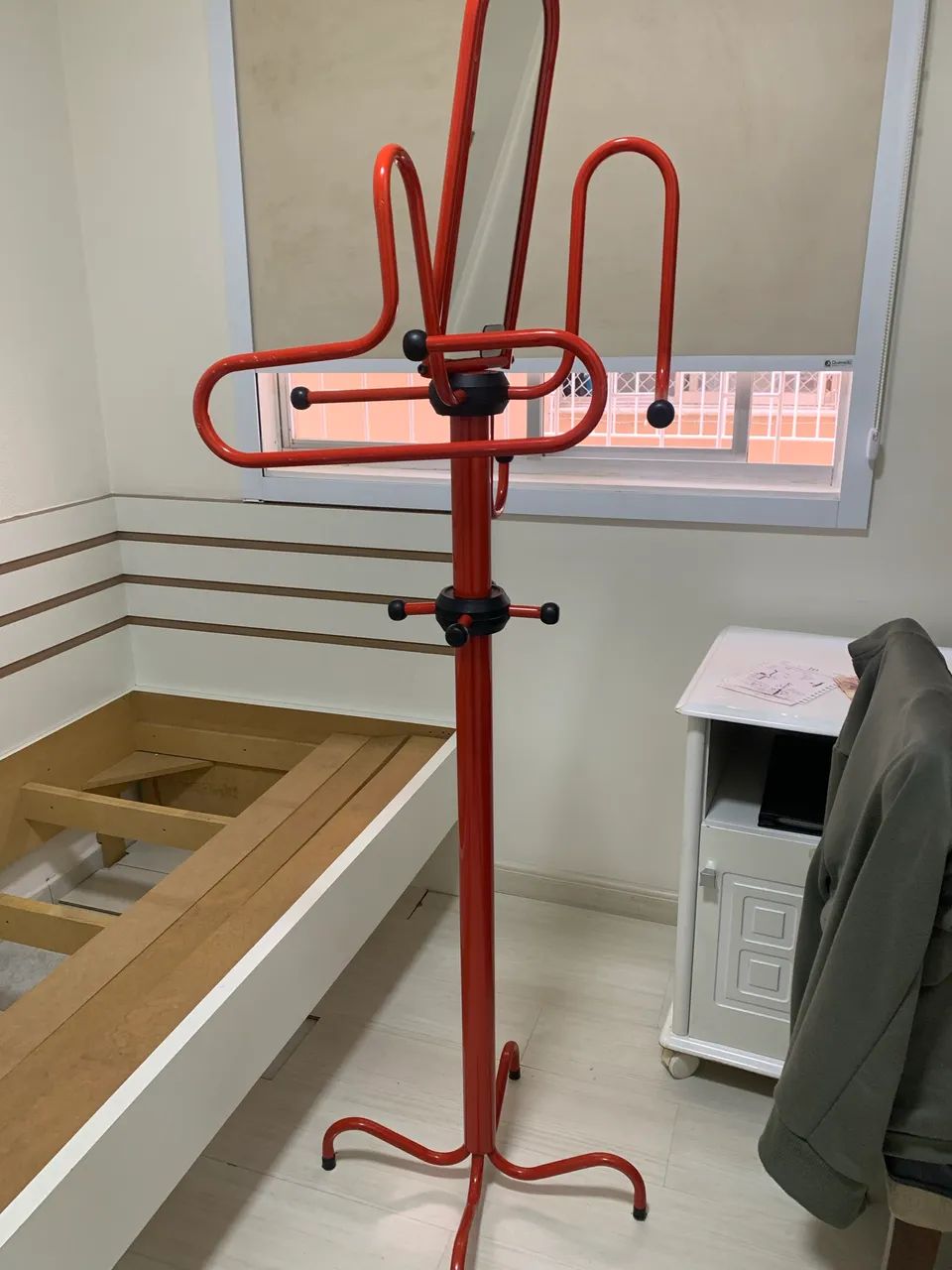 Cabideiro em tubo. - Foto 4