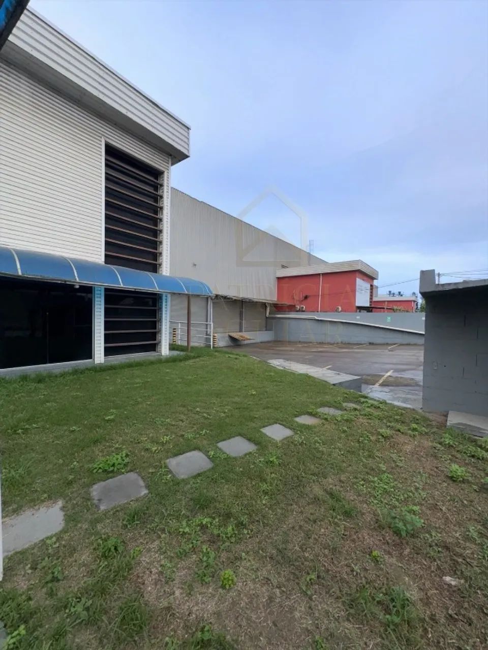 GALPÃO PARA LOCAÇÃO COM 3.200,00M², CIVIT I - SERRA/ES 