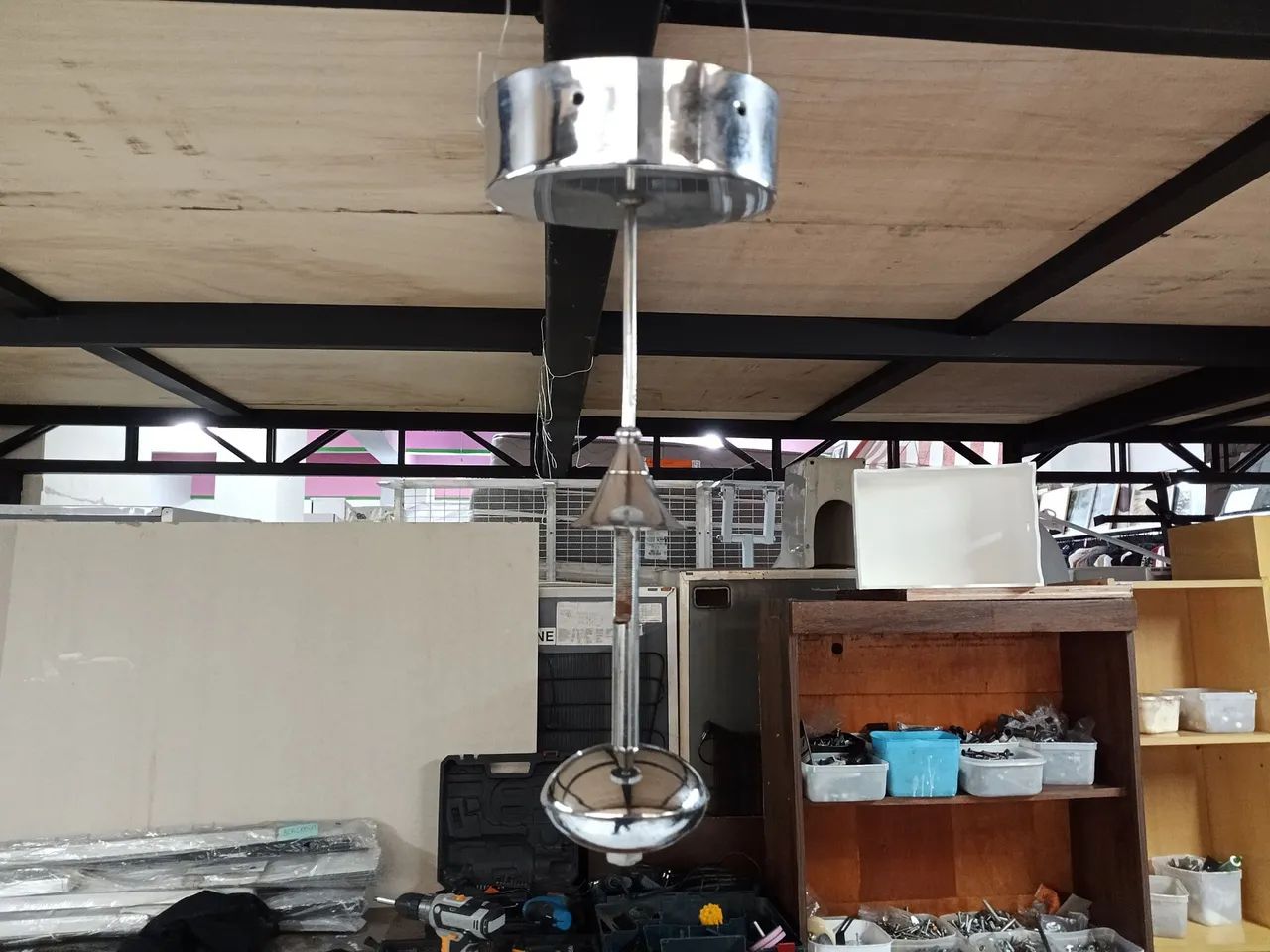 Base de Lustre em Metal  - Foto 3