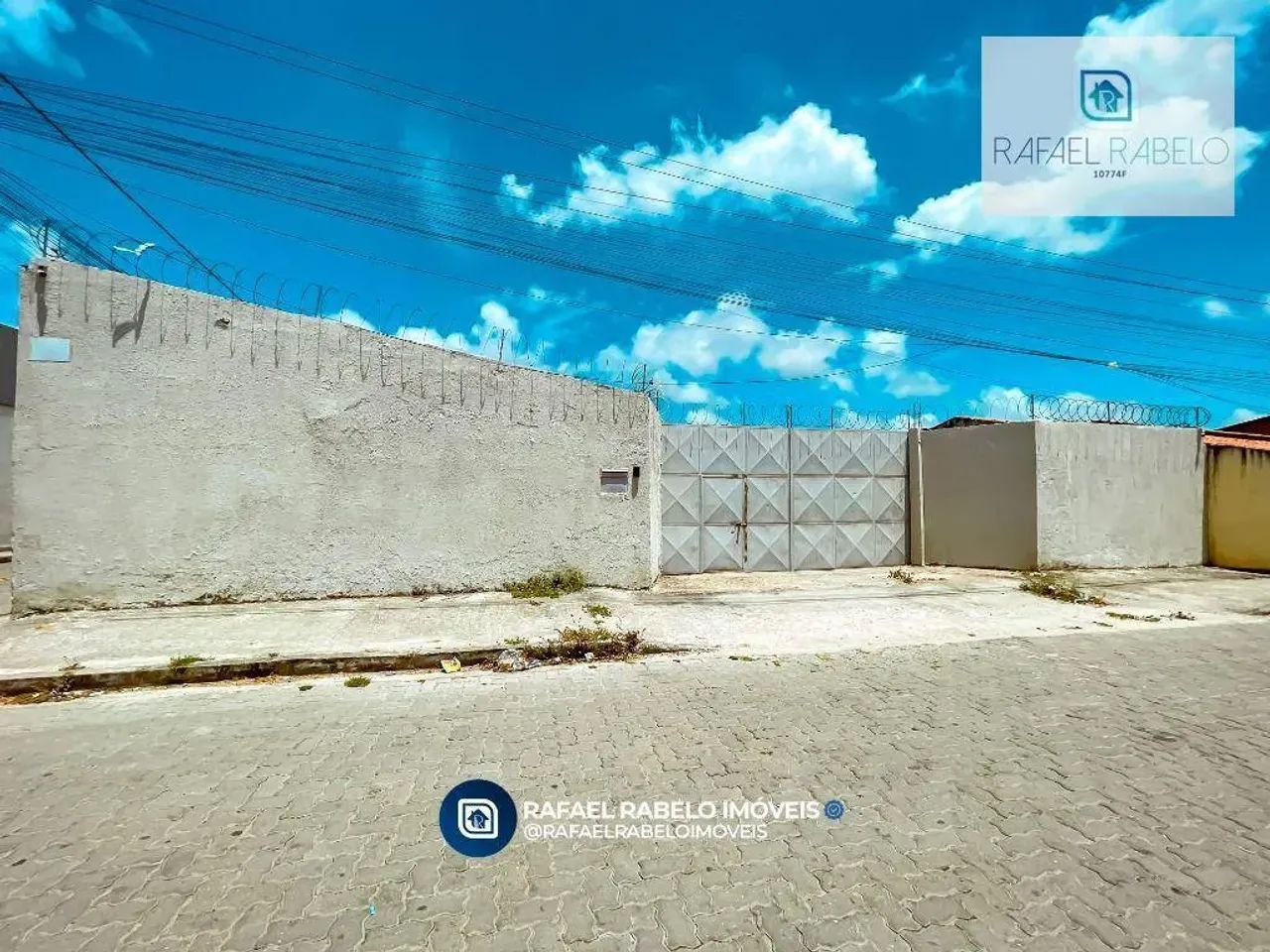 Galpão com 1200m² para alugar no bairro Ancuri.