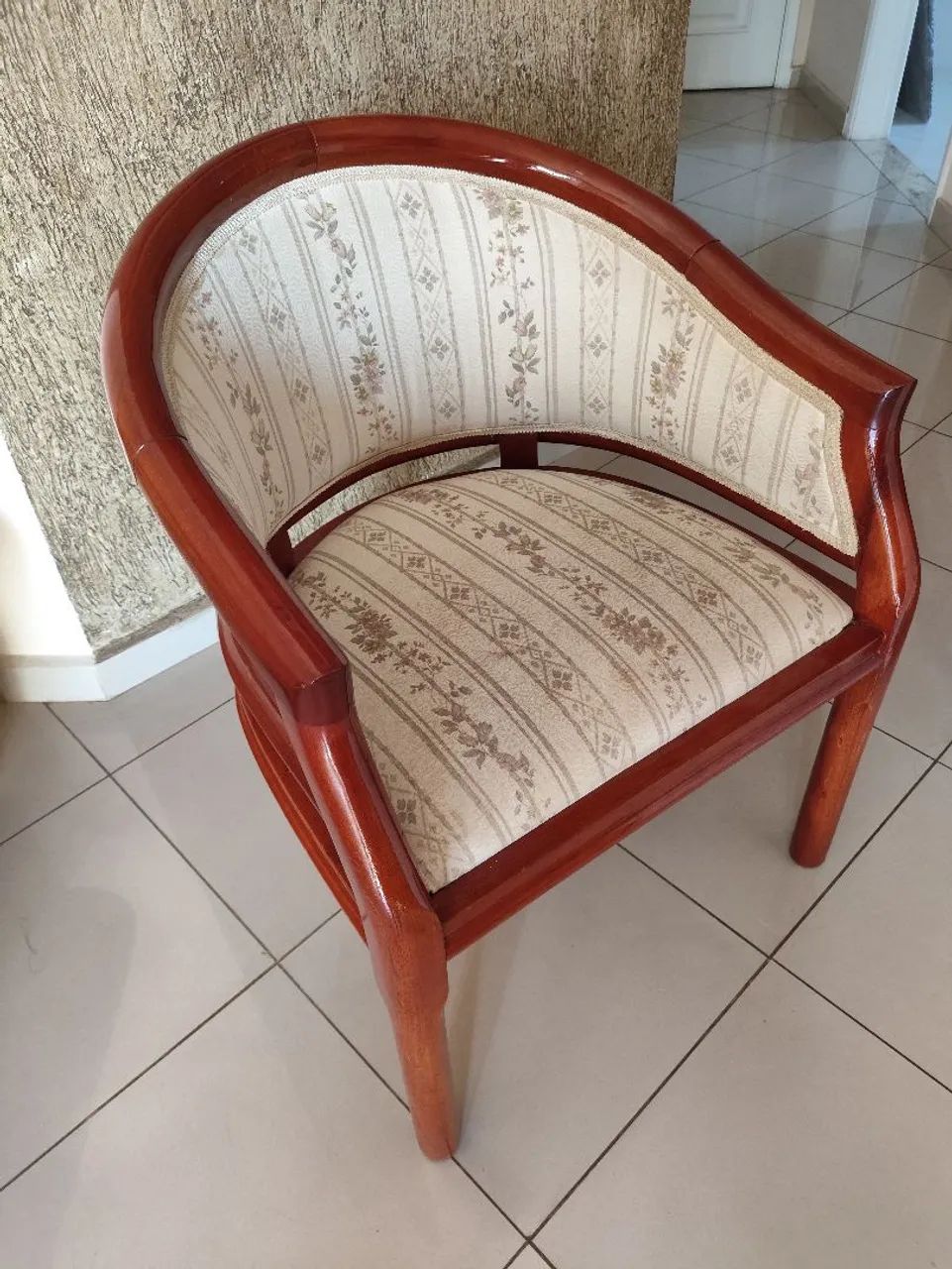 Poltrona Clássica Estilo Inglês 