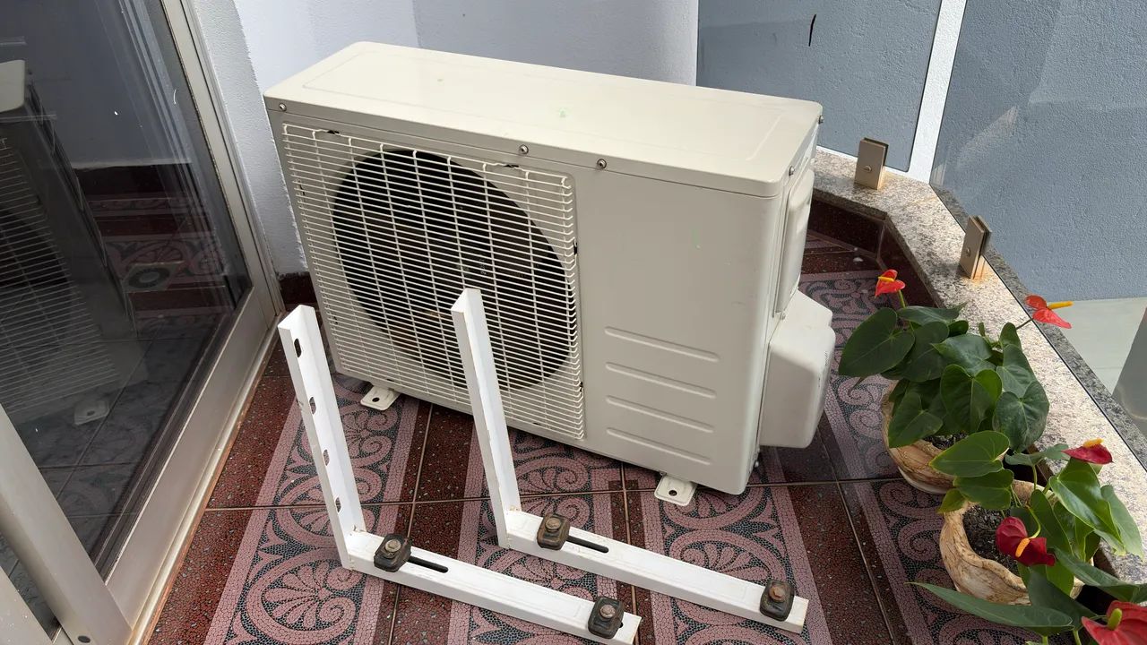 Unidade Externa (Codensadora) Komeco KOS 07 QC 2HX 7000 BTUS