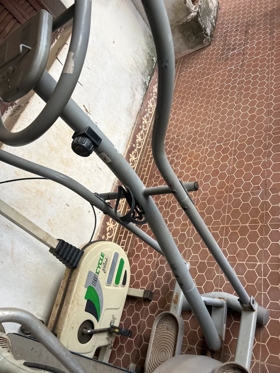 Duas bicicletas de ginástica  - Foto 2