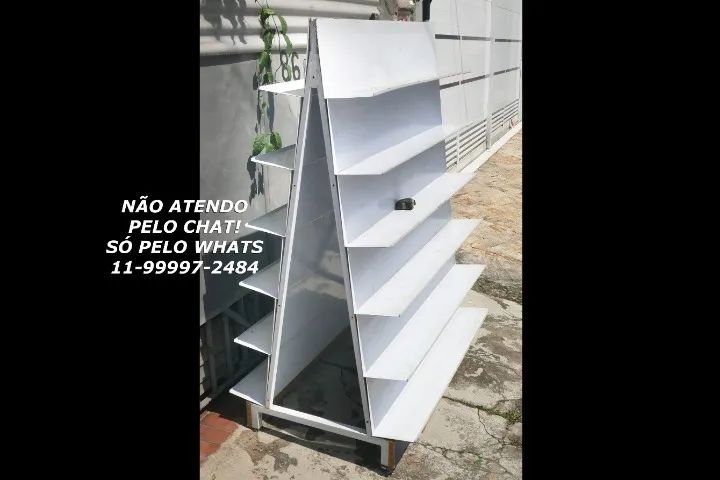 Gôndola Expositor pirâmide LEIA o anúncio!