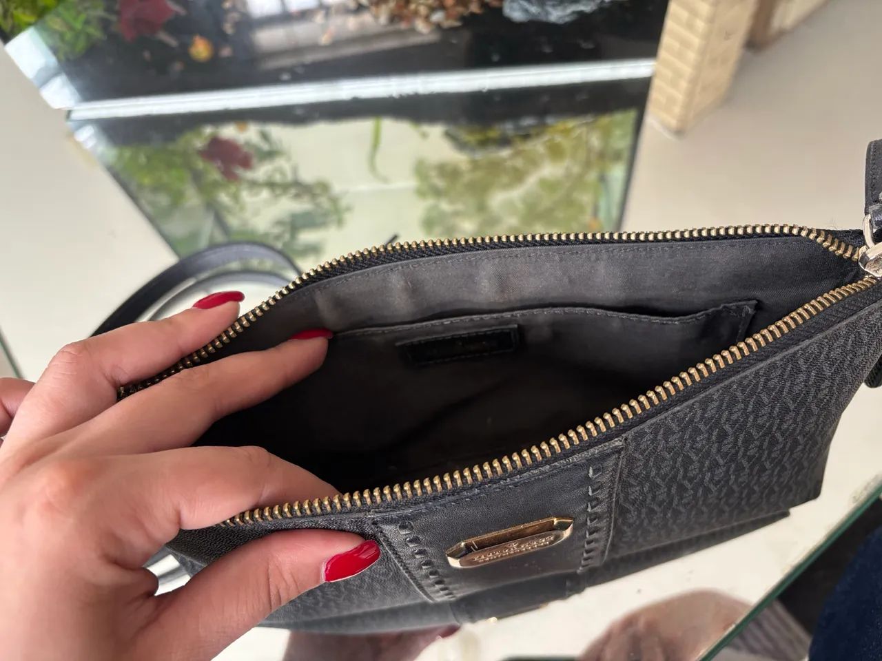 Bolsa transversal Victor Hugo Ada Catena  - Foto 4