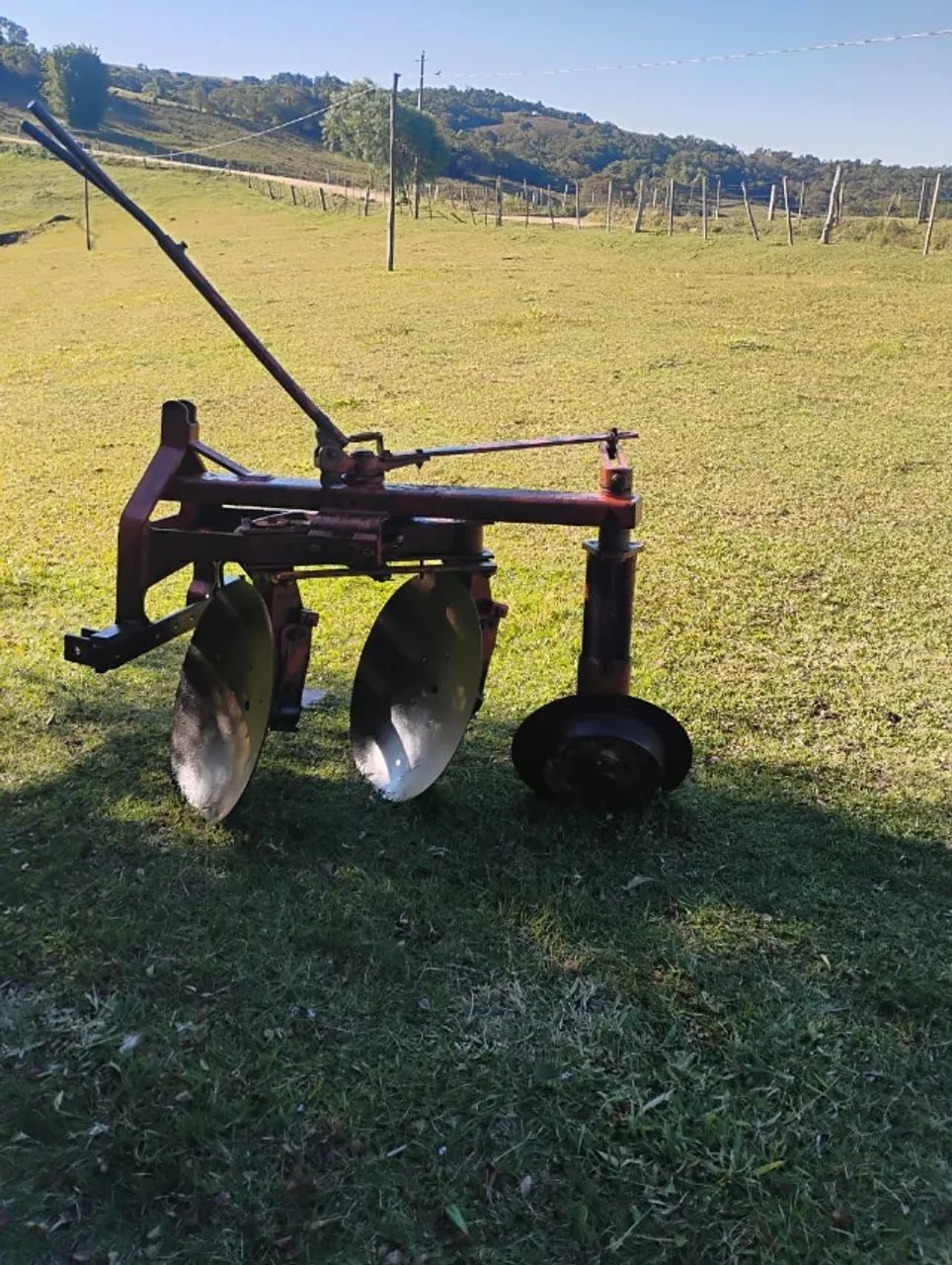 Vendo trator e implementos  - Foto 5