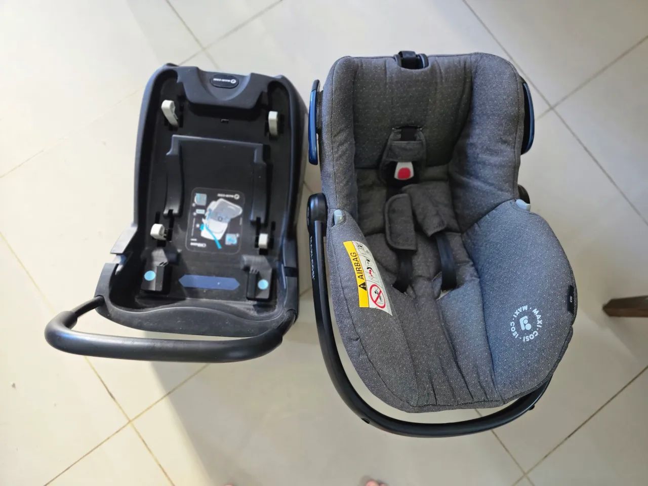 Bebê conforto Maxi-cosi + Base Veicular