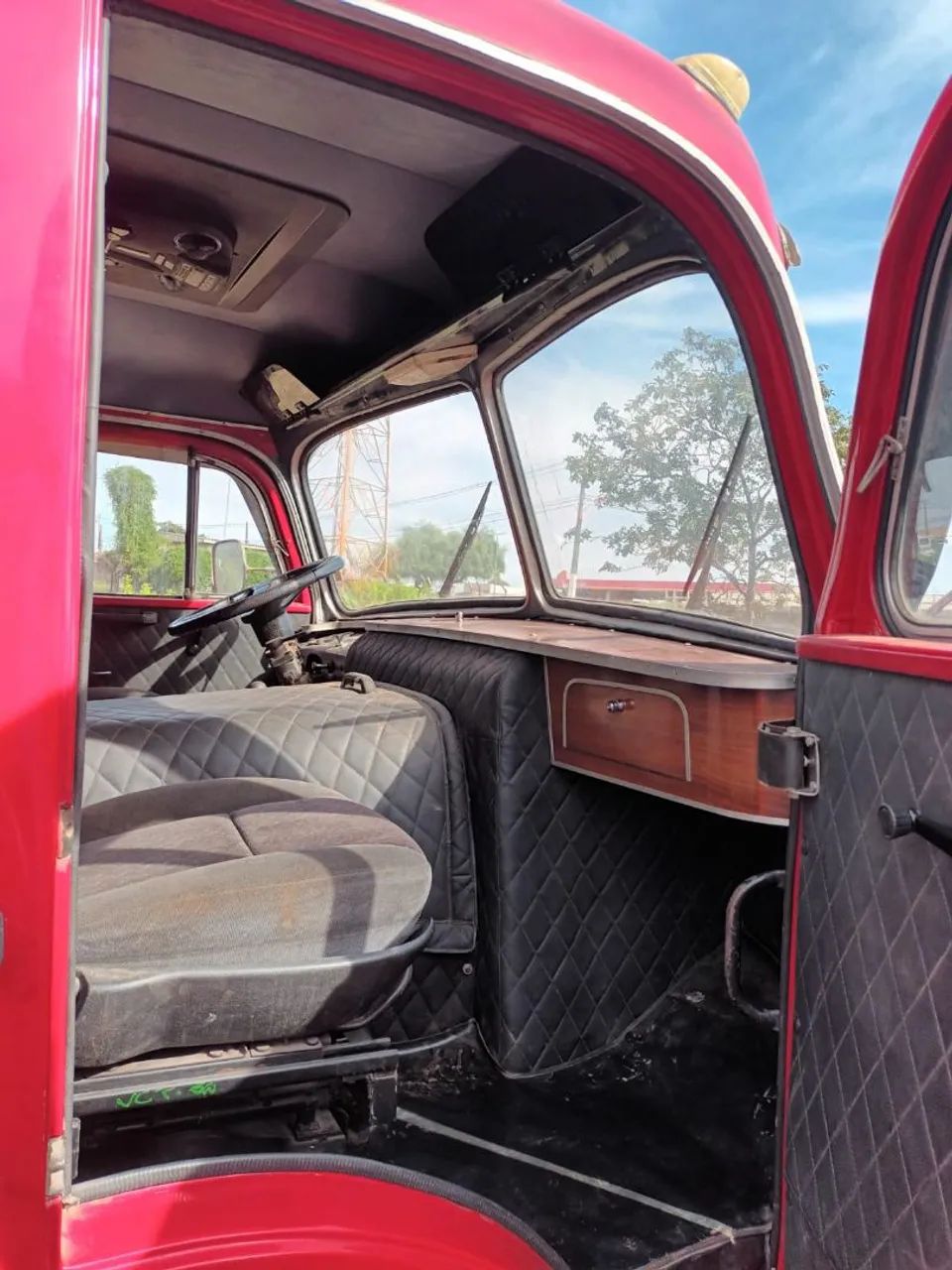 Caminhão Mercedes-Benz LP 321 Cara Chata 1966  - Foto 6