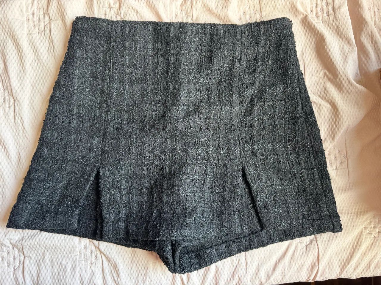 short saia Zara em tweed
